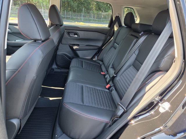 New 2026 Nissan Rogue SV AWD/4WD image 10