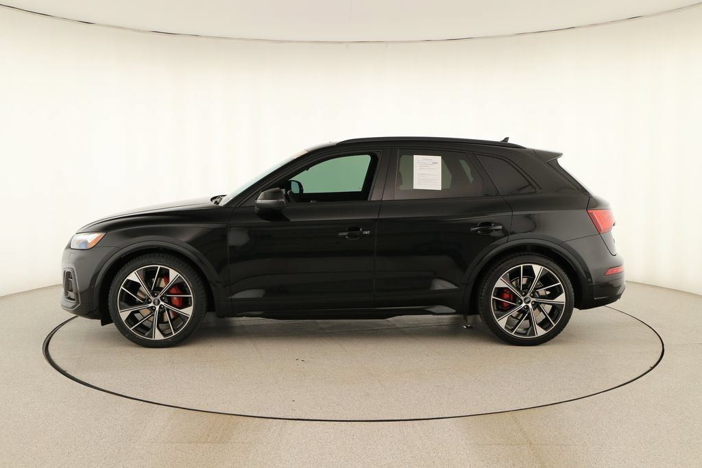 Certified 2022 Audi SQ5 Prestige w/ Prestige Package AWD/4WD image 2