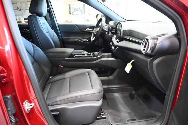 New 2026 Chevrolet Equinox LT w/ Convenience Package II FWD image 10