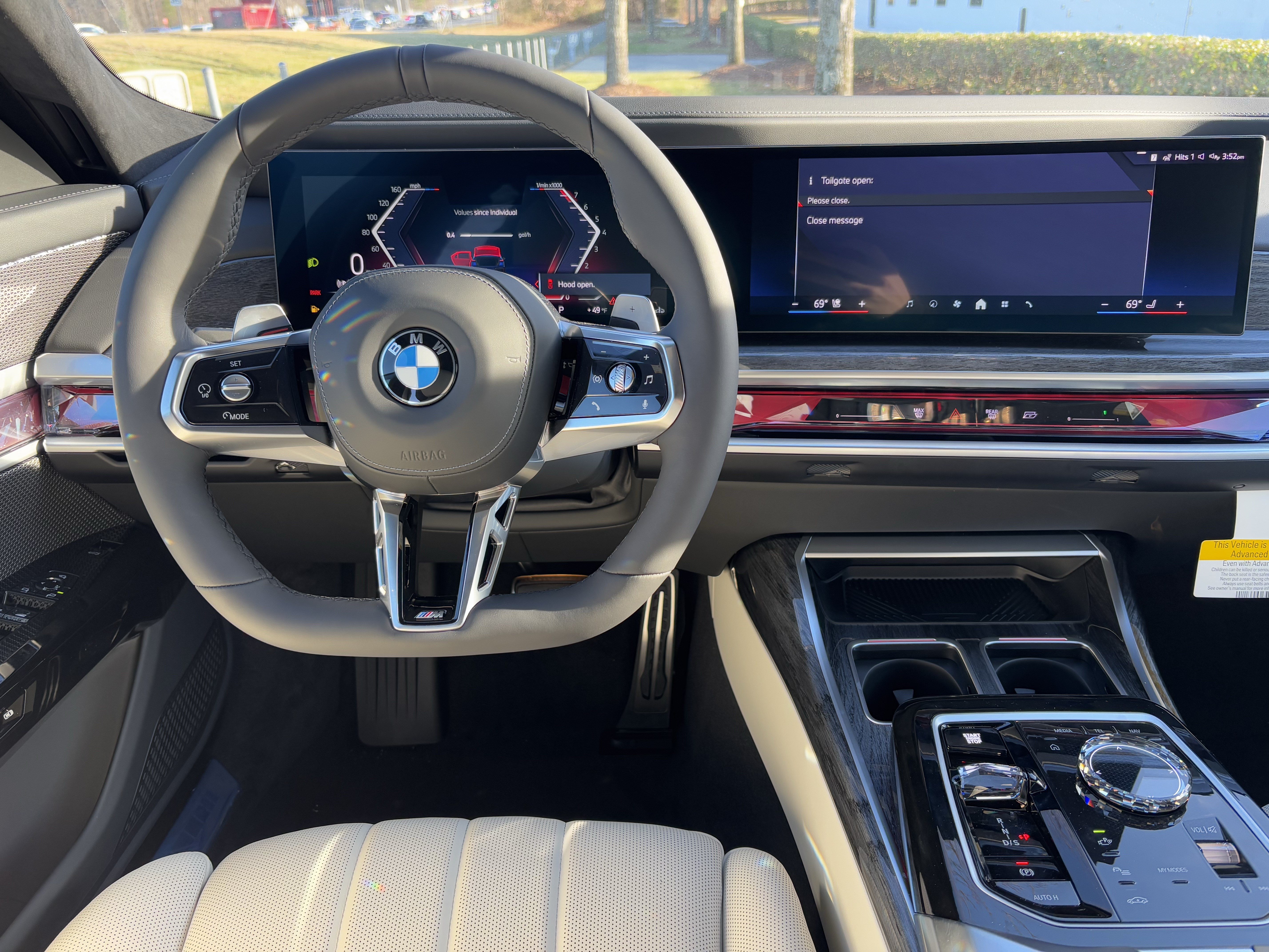 New 2026 BMW 740i xDrive w/ Premium Package AWD/4WD image 19
