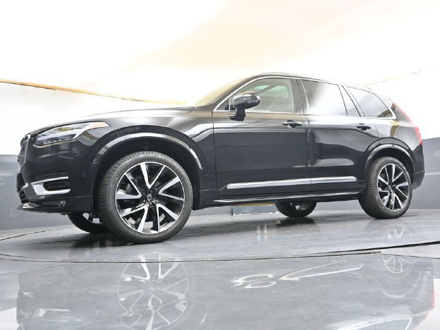 Used 2023 Volvo XC90 B6 Plus w/ Protection Package Premier AWD/4WD image 32