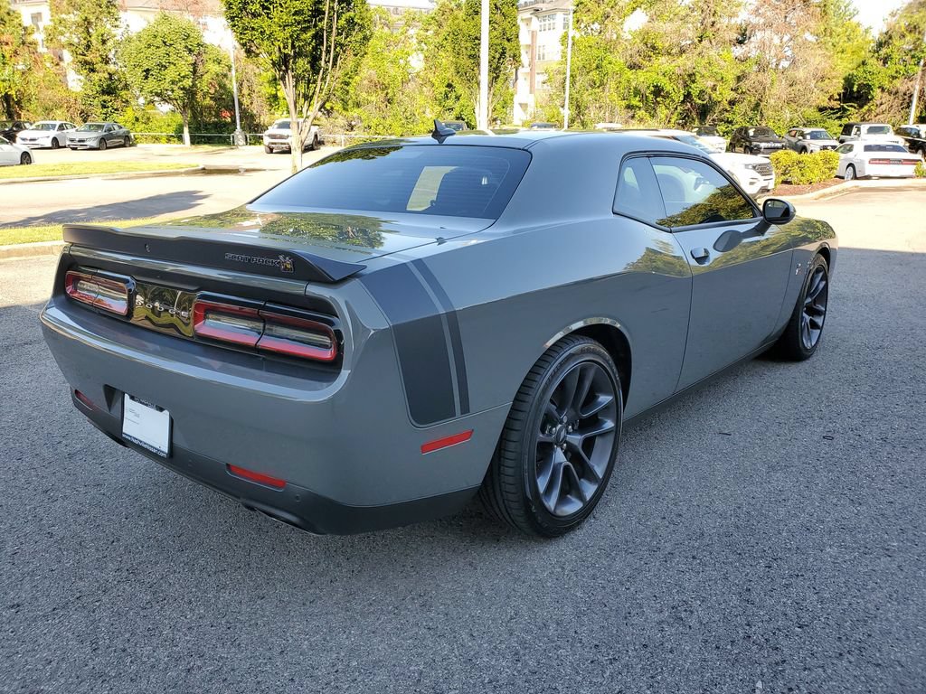 Used 2023 Dodge Challenger R/T Scat Pack w/ Scat Pack Stripe RWD image 4