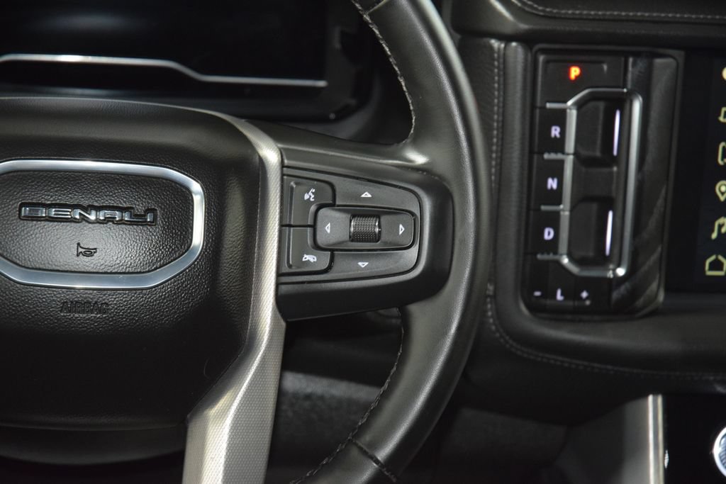 Used 2024 GMC Yukon XL Denali AWD/4WD image 40