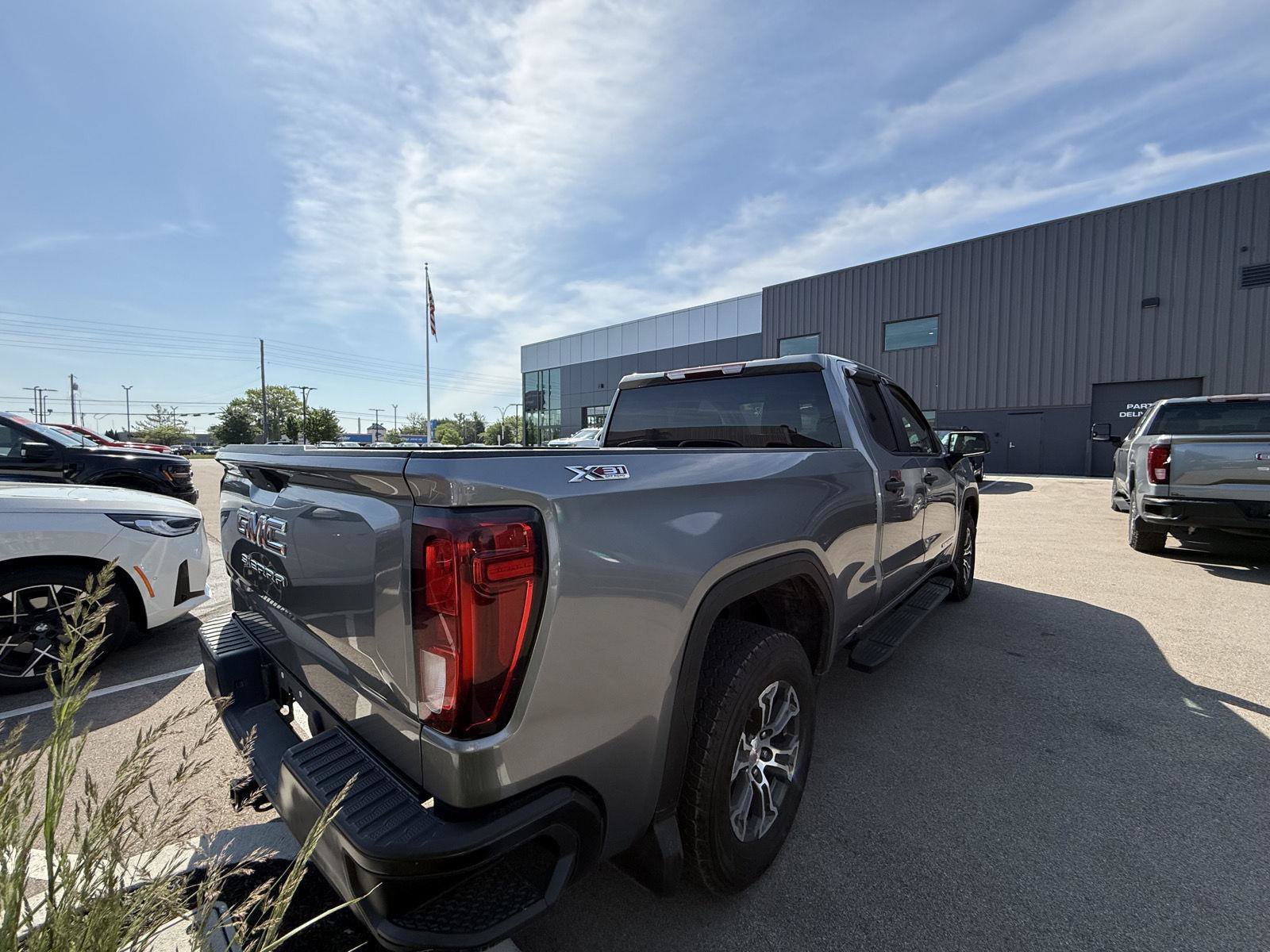 Used 2021 GMC Sierra 1500 4x4 Double Cab w/ Sierra Value Package image 3