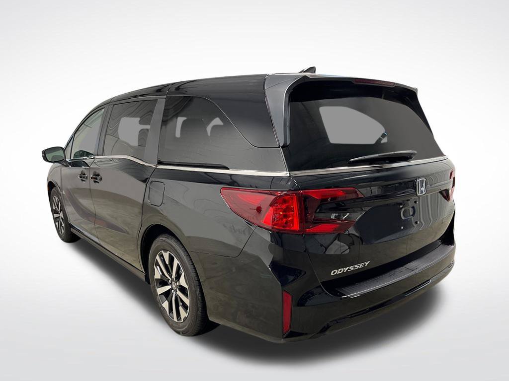 Certified 2026 Honda Odyssey EX-L image 3