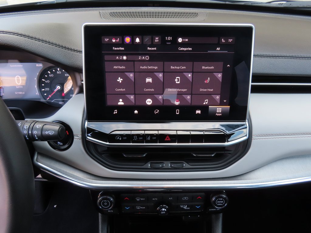 Used 2023 Jeep Compass Limited image 18