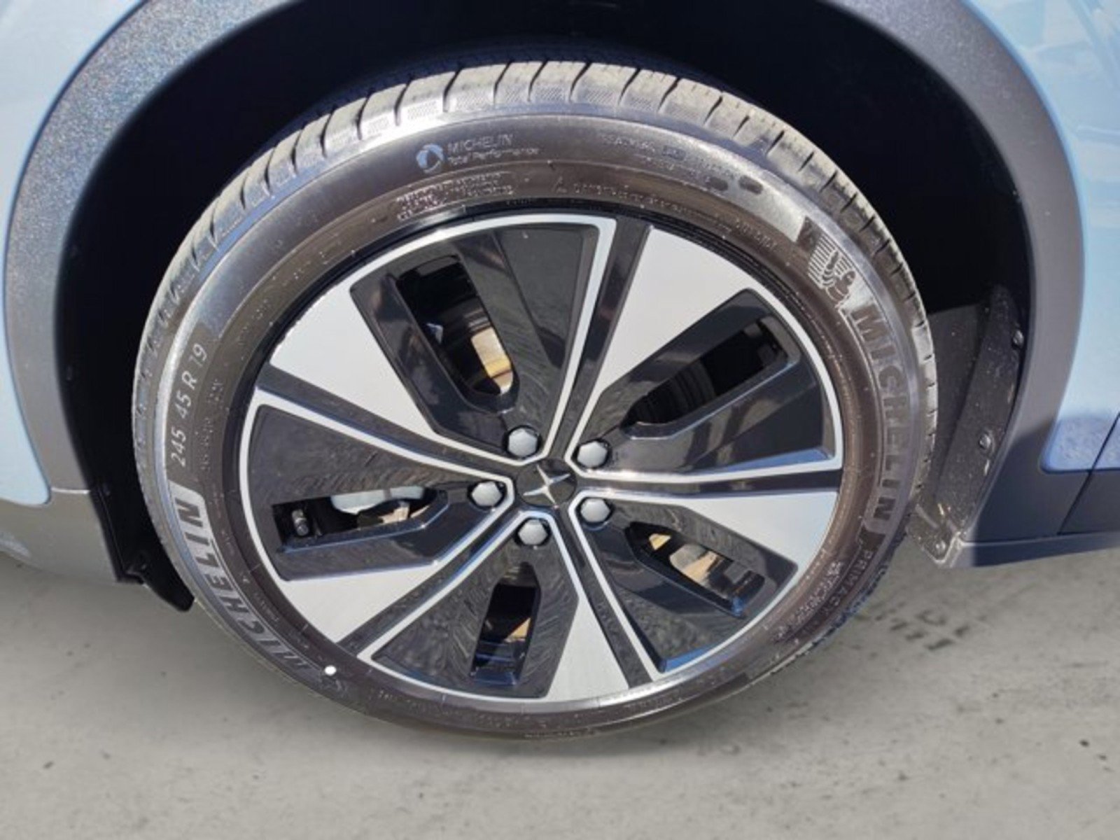 Used 2024 Polestar Polestar 2 RWD image 9