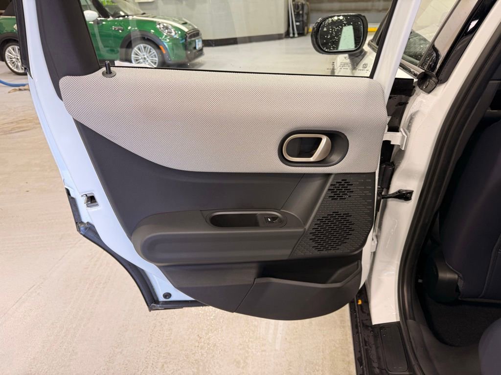 Used 2026 MINI Cooper 4-Door Hardtop FWD image 19