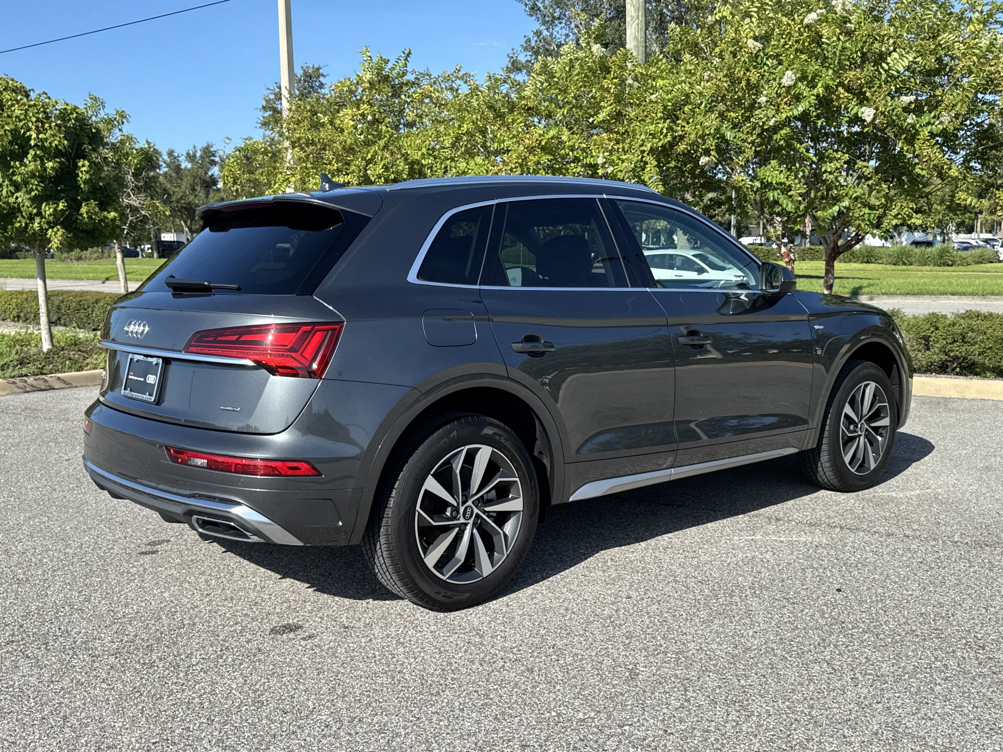 Certified 2023 Audi Q5 2.0T Premium Plus w/ Premium Plus Package AWD/4WD image 5