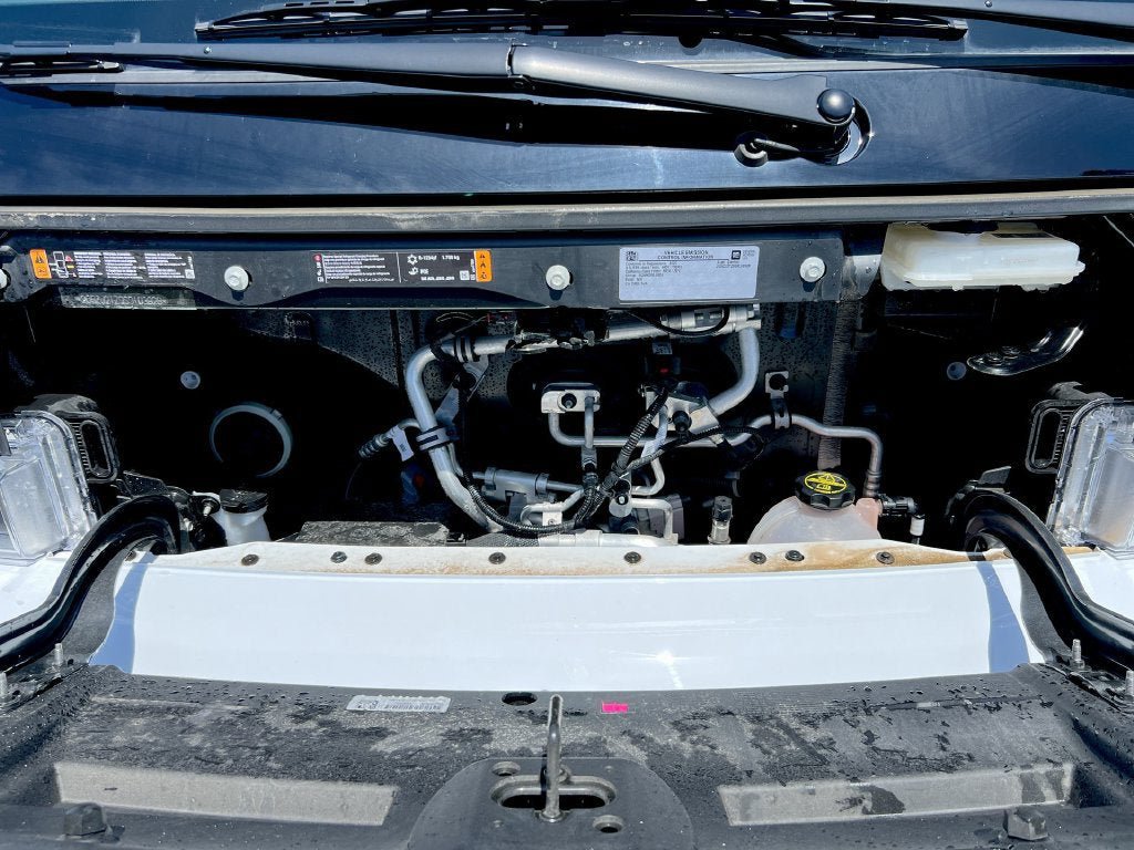 New 2025 Chevrolet Brightdrop 400 w/ Battery Pack, Max Range AWD/4WD image 23