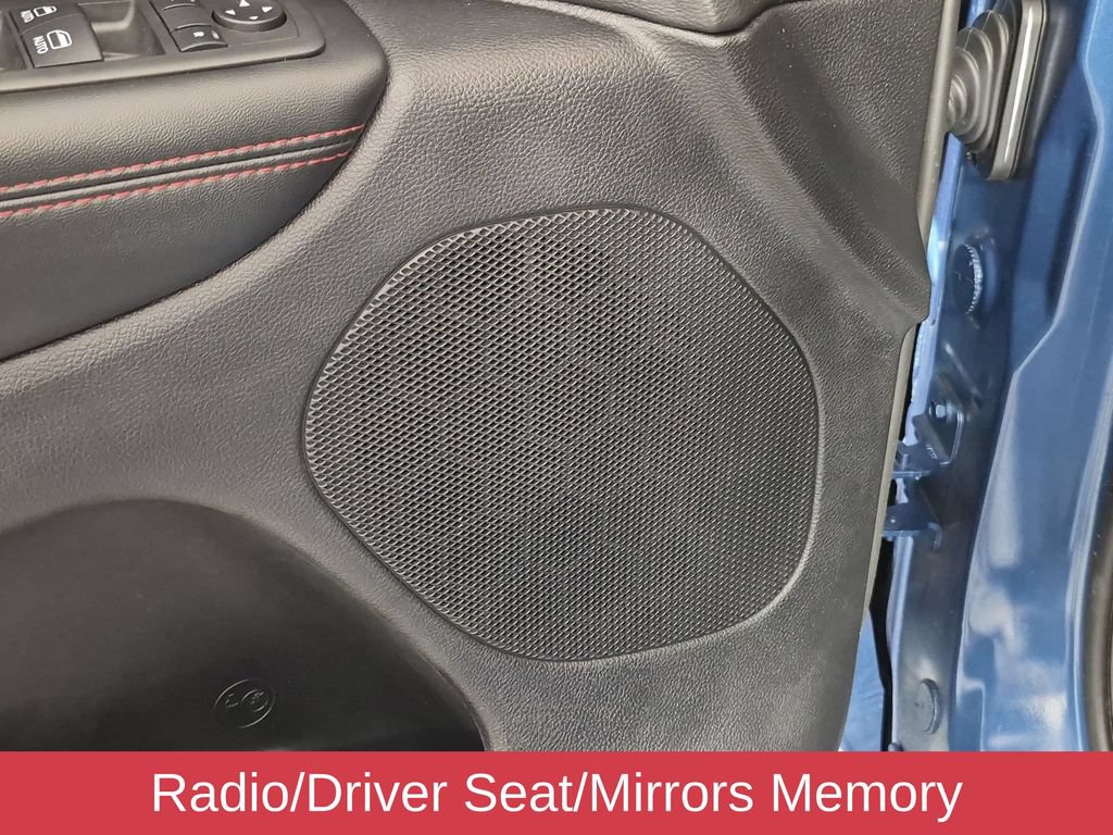 Used 2025 Dodge Durango GT AWD/4WD image 16