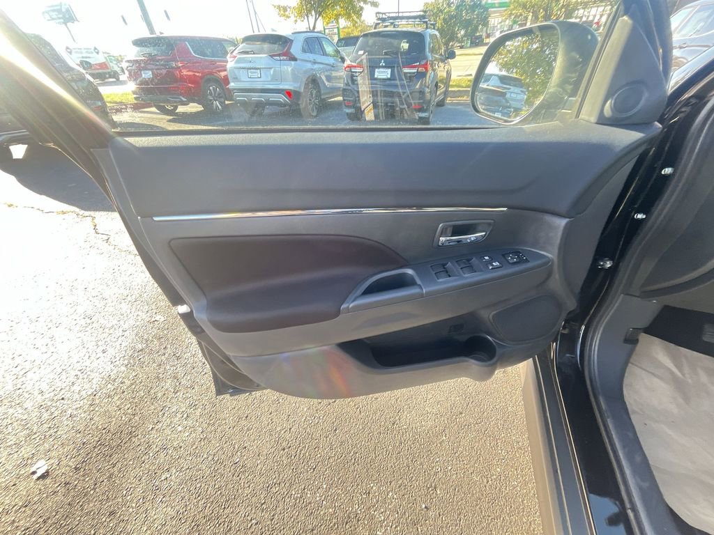 New 2025 Mitsubishi Outlander Sport ES image 13