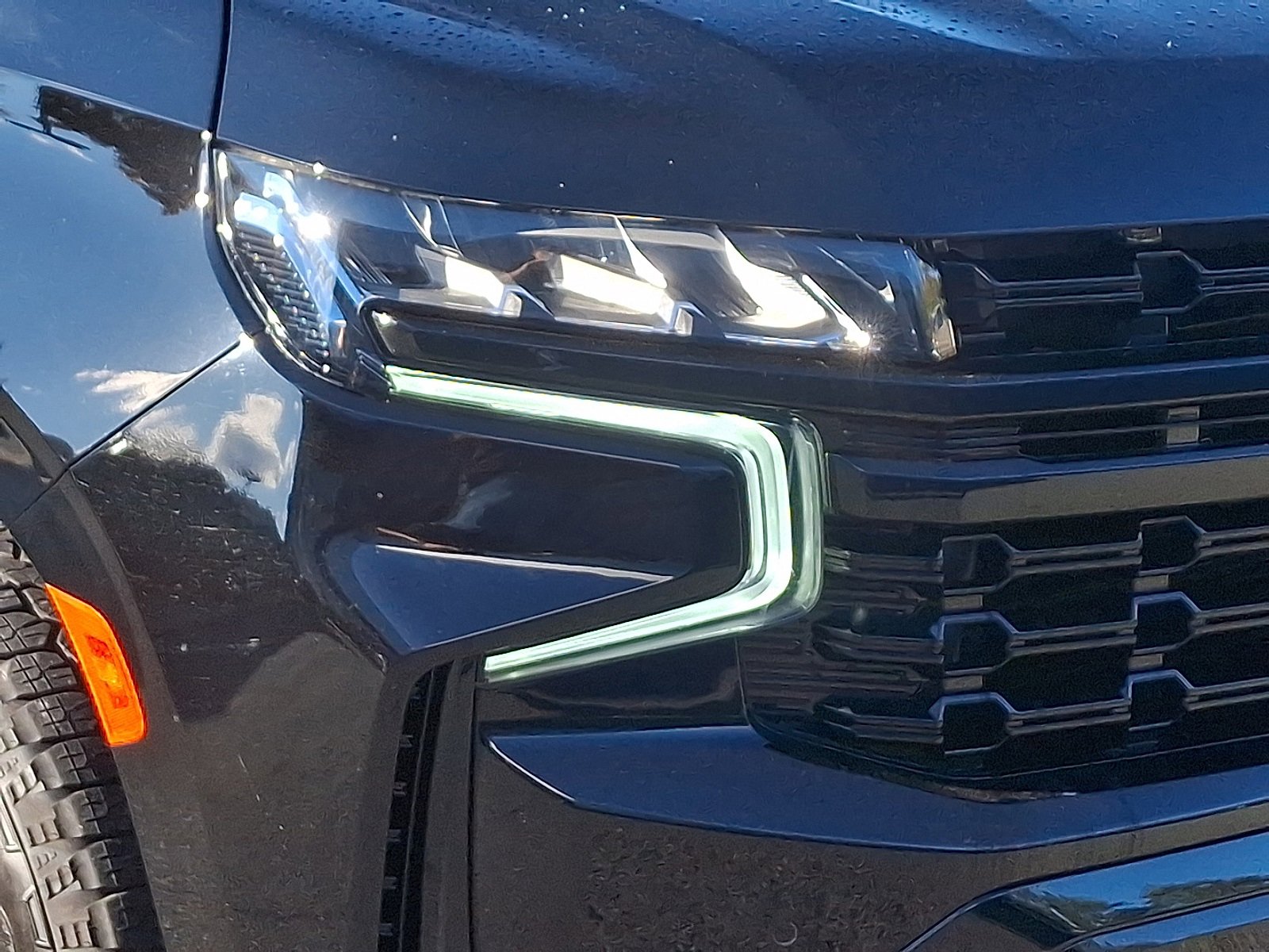 Used 2023 Chevrolet Tahoe Z71 w/ Luxury Package image 9