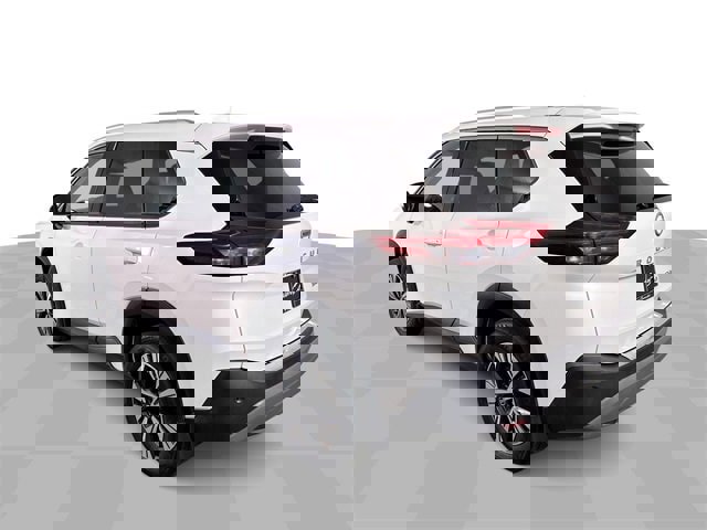 Used 2021 Nissan Rogue SV w/ Premium Package image 6