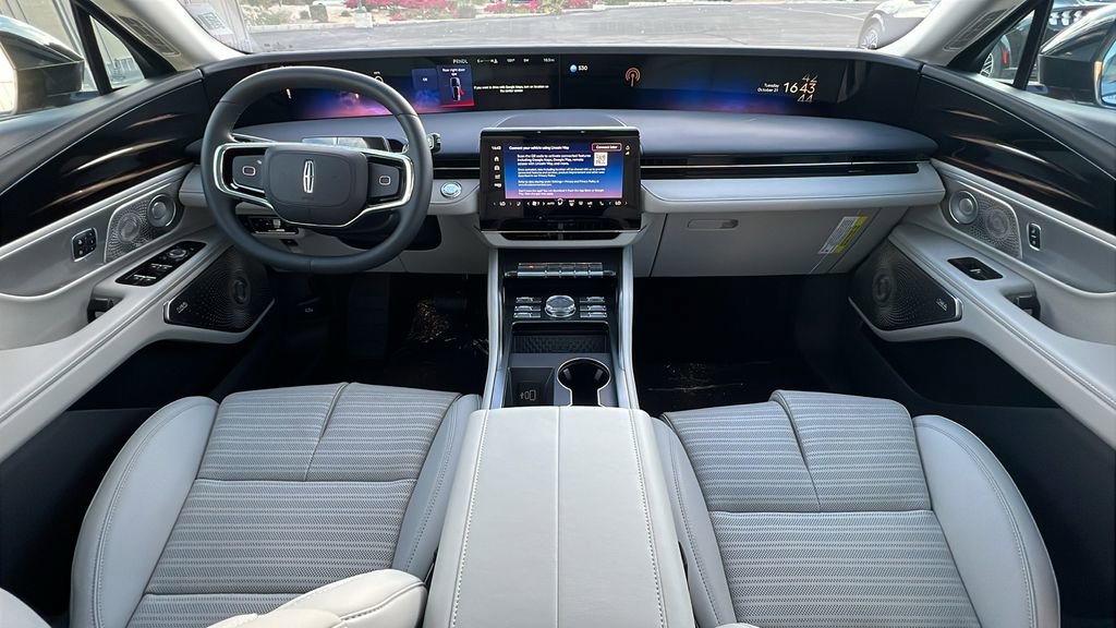 New 2026 Lincoln Nautilus Reserve image 7