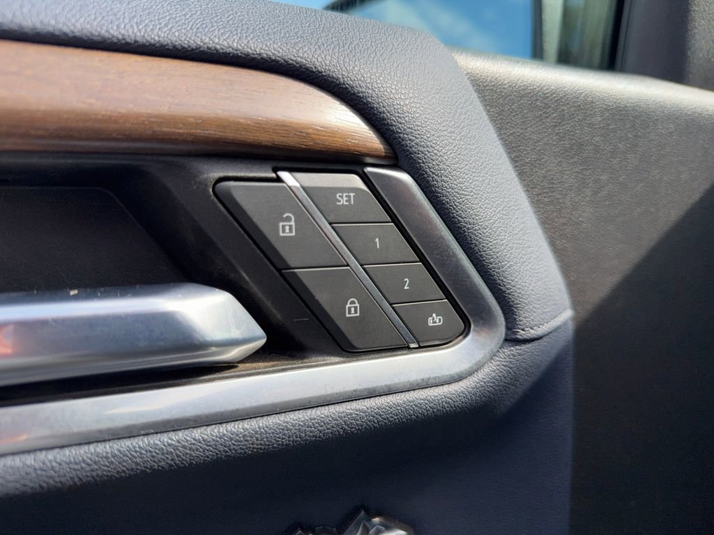 Used 2022 Chevrolet Silverado 1500 High Country w/ High Country Premium Package image 14