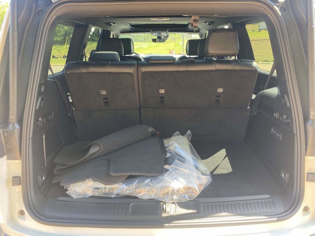 New 2026 Jeep Grand Wagoneer Limited w/ Premium Group II image 8