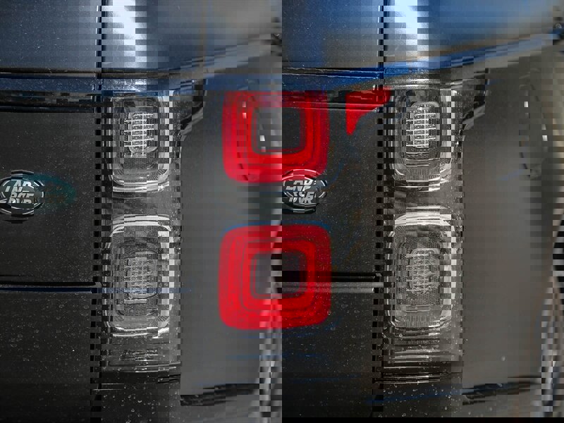 Used 2019 Land Rover Range Rover HSE image 13