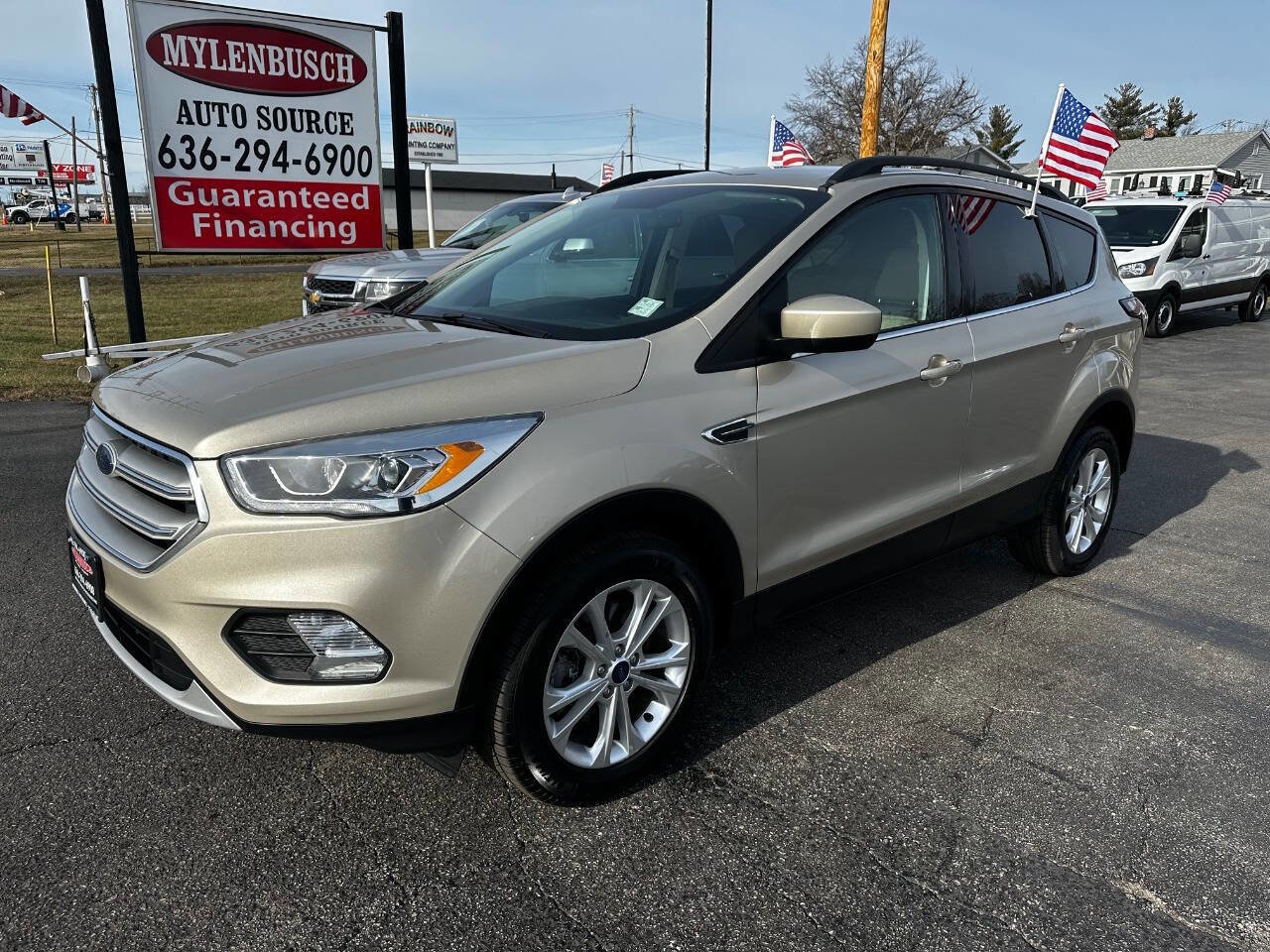 Used 2018 Ford Escape SEL image 2