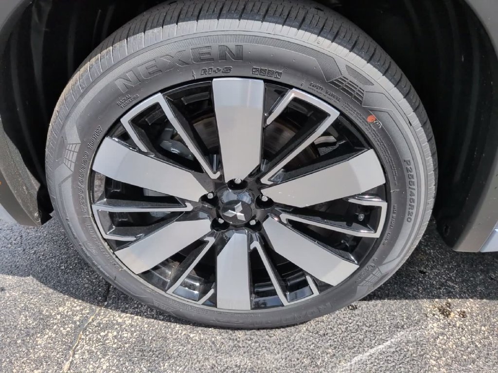 New 2026 Mitsubishi Outlander SEL AWD/4WD image 12