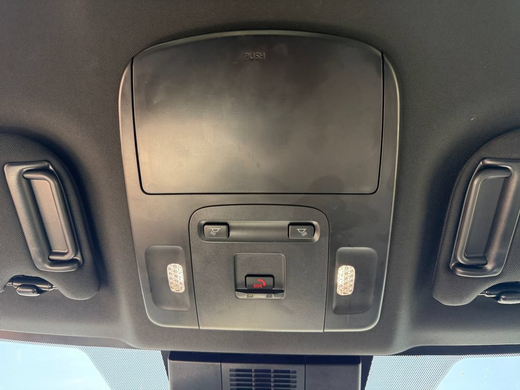 Used 2026 Toyota Camry SE FWD image 44