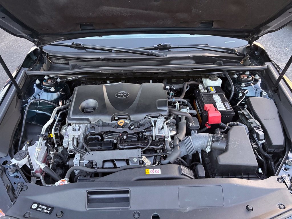 Used 2019 Toyota Camry SE FWD image 9