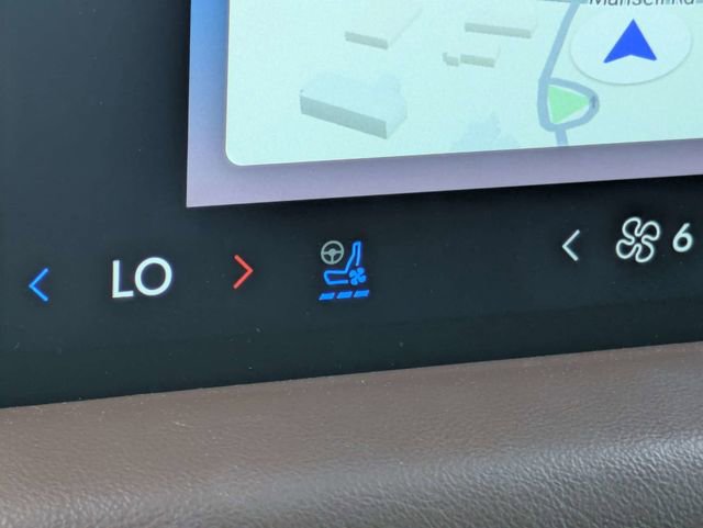 Used 2025 Lincoln Aviator Reserve w/ Jet Appearance Package image 24