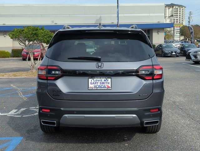 New 2026 Honda Pilot Touring image 5