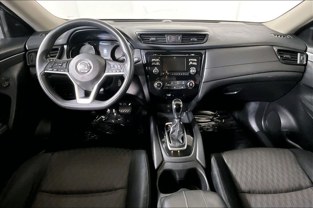 Used 2017 Nissan Rogue S w/ Appearance Package image 15