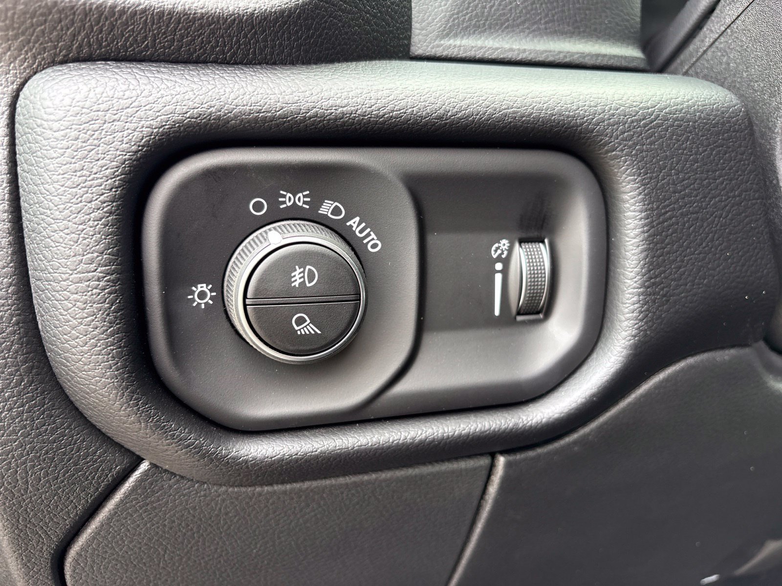 New 2027 RAM 3500 Lone Star AWD/4WD image 12