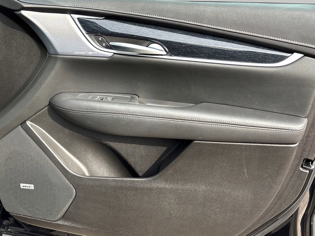 Certified 2025 Cadillac XT5 Premium Luxury image 12