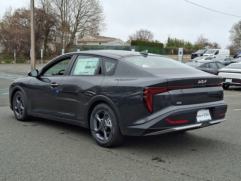 New 2026 Kia K4 FWD image 3