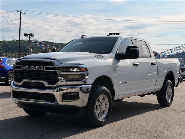 Used 2025 RAM 2500 Big Horn AWD/4WD image 9