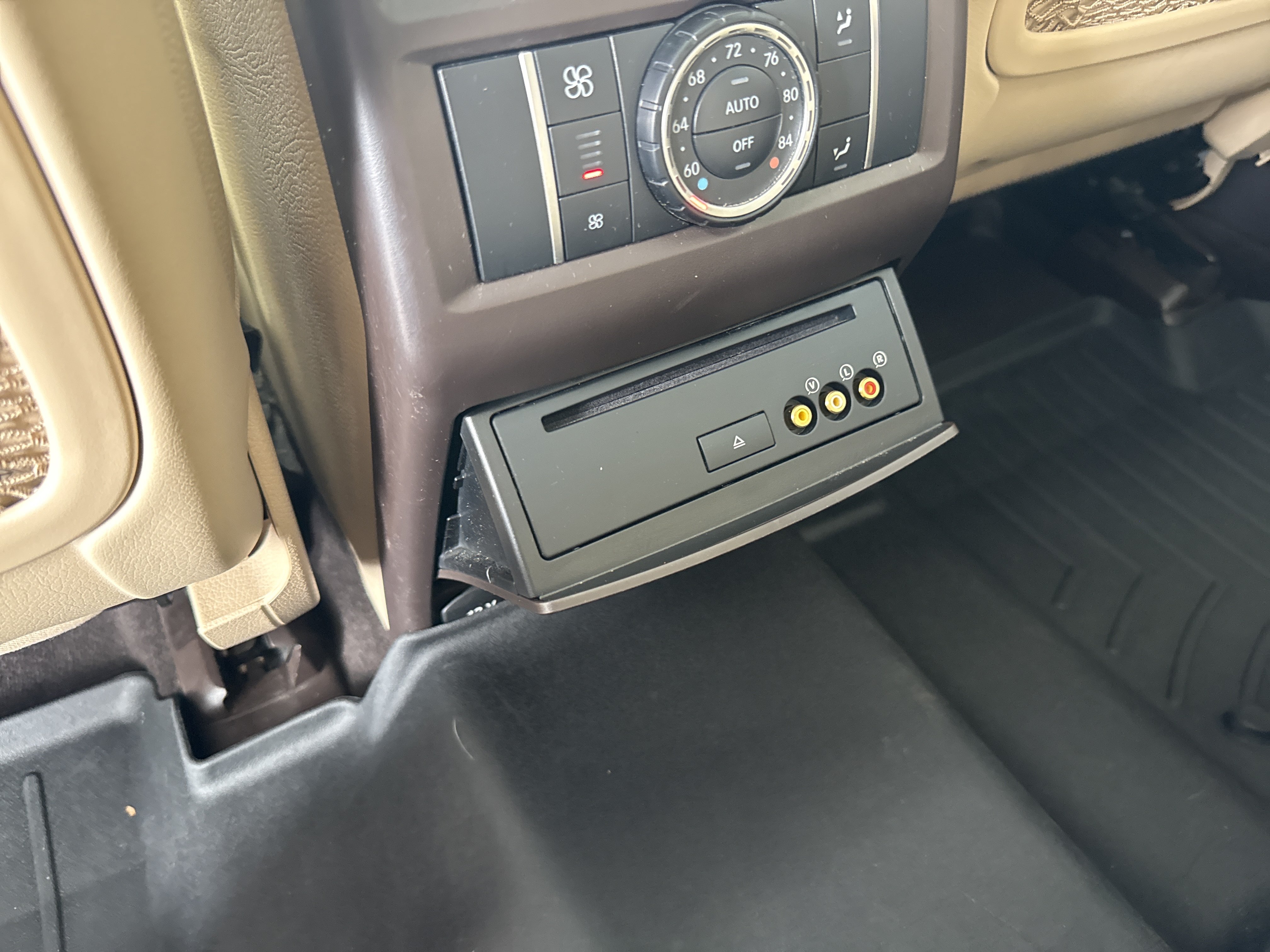 Used 2019 Mercedes-Benz GLS 450 4MATIC image 39