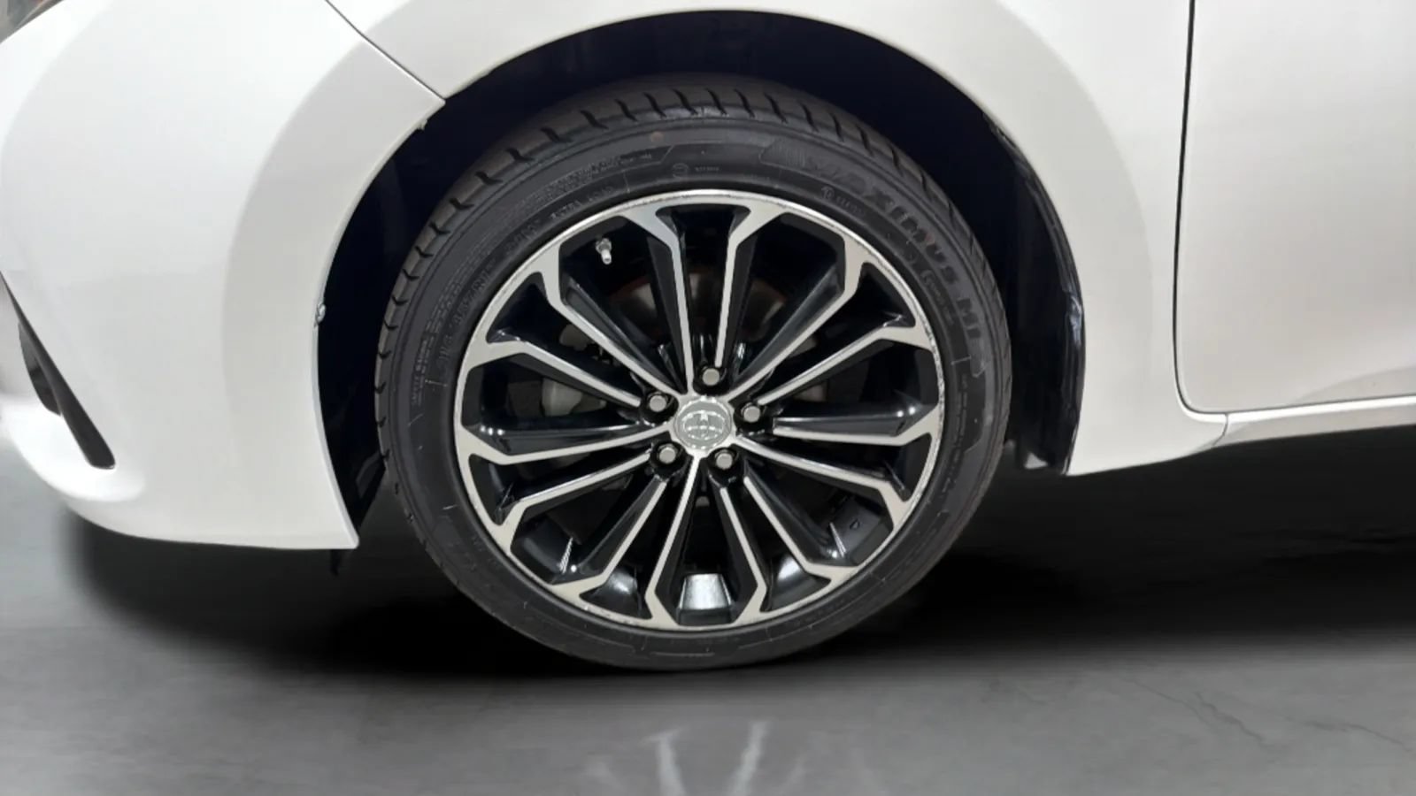 Used 2014 Toyota Corolla S Premium w/ Driver Convenience Package FWD image 30