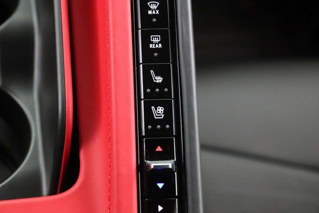 Used 2024 Chevrolet Corvette Stingray Premium Cpe image 4