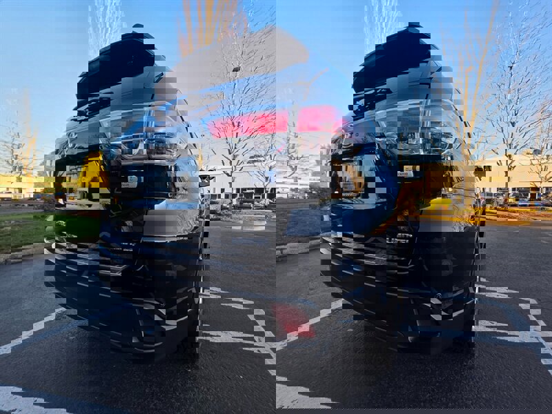 Used 2015 Toyota Highlander Limited Platinum image 12