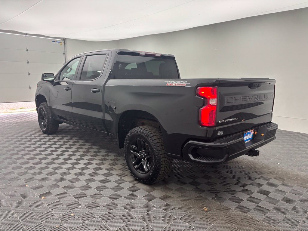 Used 2024 Chevrolet Silverado 1500 LT Trail Boss AWD/4WD image 11