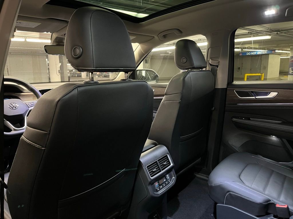 New 2026 Volkswagen Atlas SEL image 24