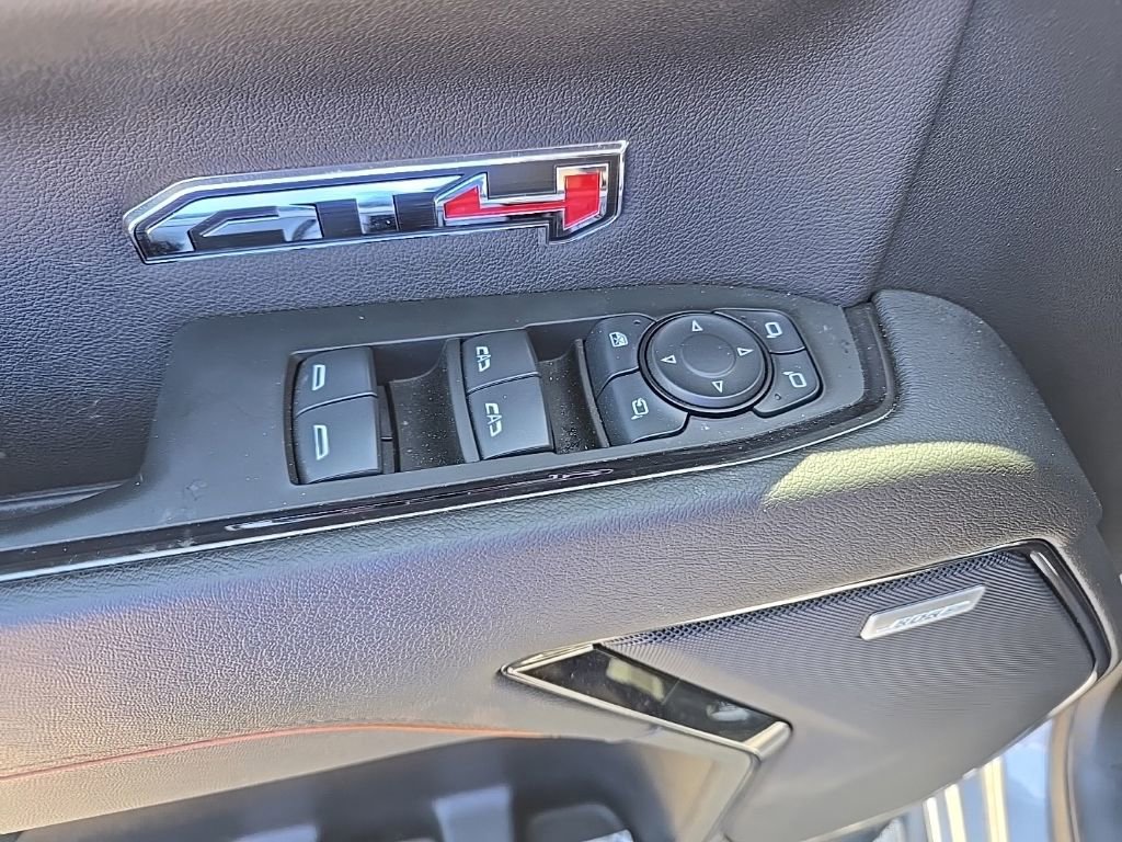 Used 2024 GMC Sierra 1500 AT4 w/ Technology Package AWD/4WD image 11