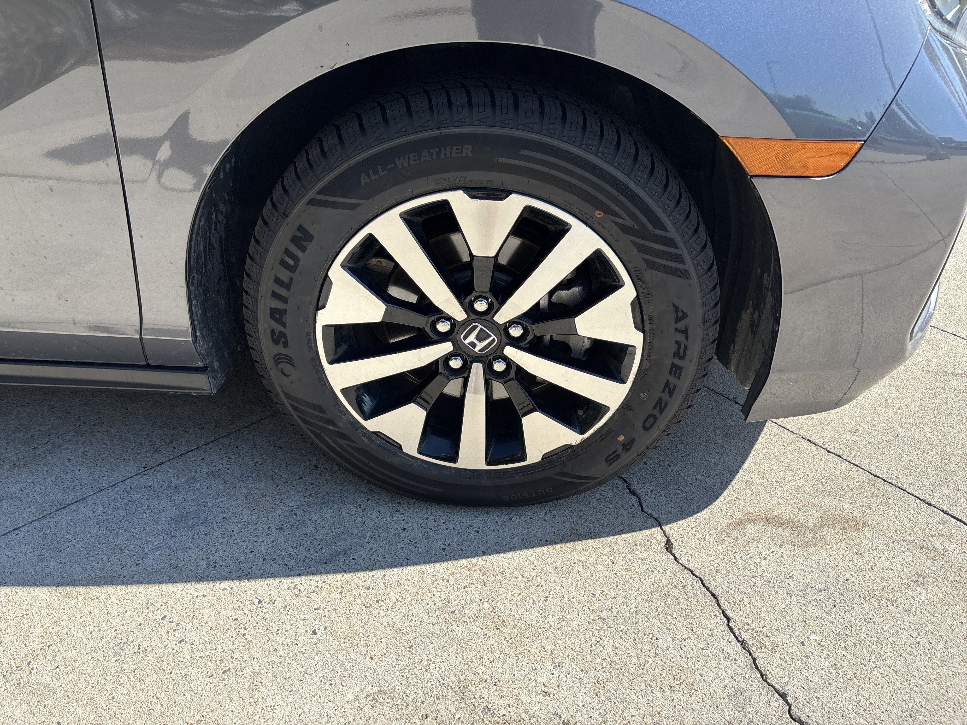 Used 2025 Honda Odyssey EX-L image 31