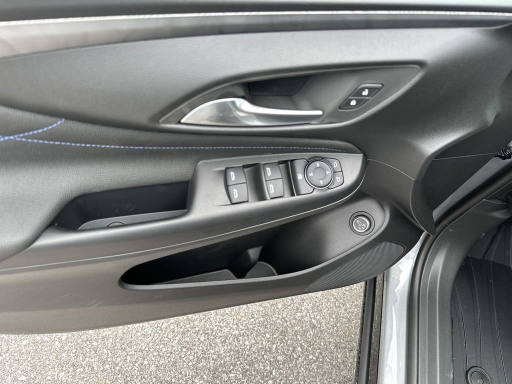 New 2026 Buick Envista Sport Touring w/ Convenience I Package FWD image 11