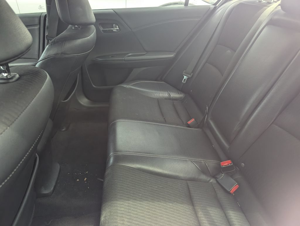 Used 2016 Honda Accord Sport image 7