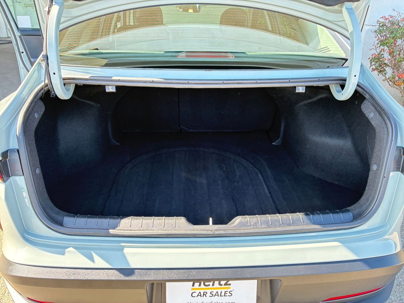 Used 2025 Kia K4 LXS FWD image 31