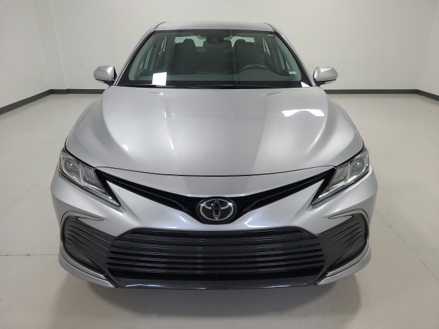 Used 2024 Toyota Camry LE w/ Convenience Package FWD image 5