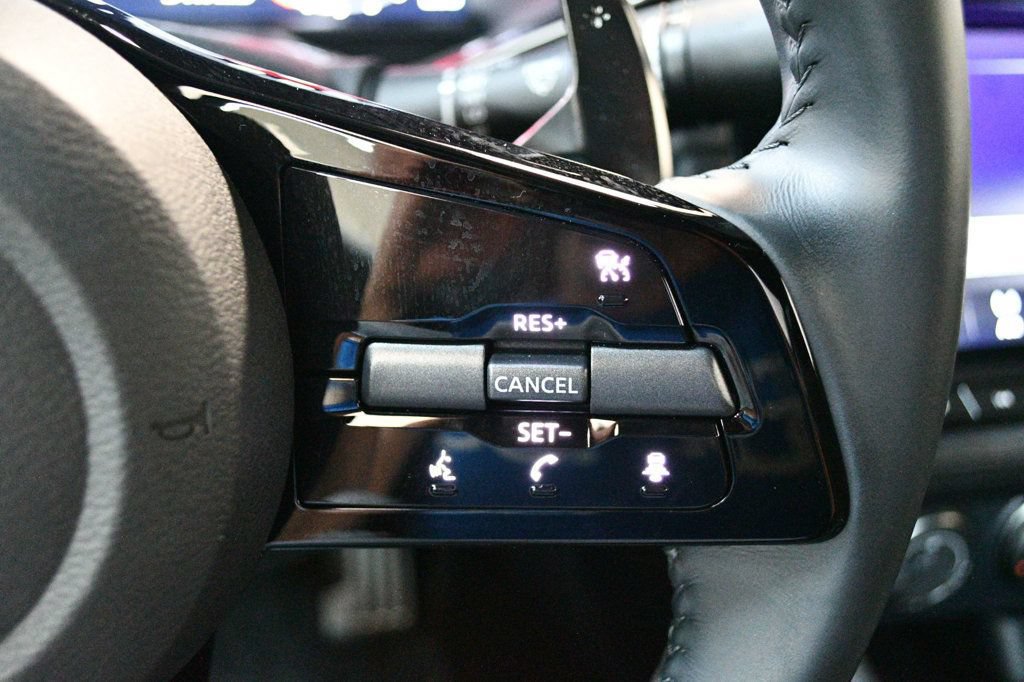 Used 2024 Nissan Z Performance w/ Floor Mat Package RWD image 35