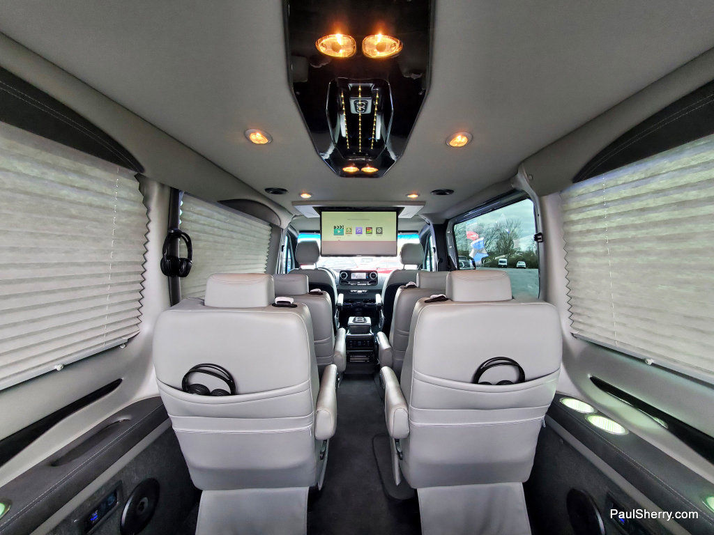 Used 2024 Mercedes-Benz Sprinter 2500 image 29