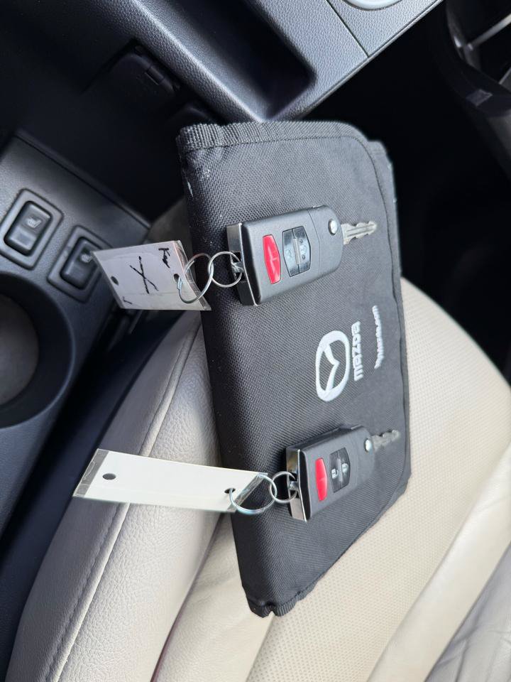 Used 2014 MAZDA MAZDA5 Grand Touring FWD image 21