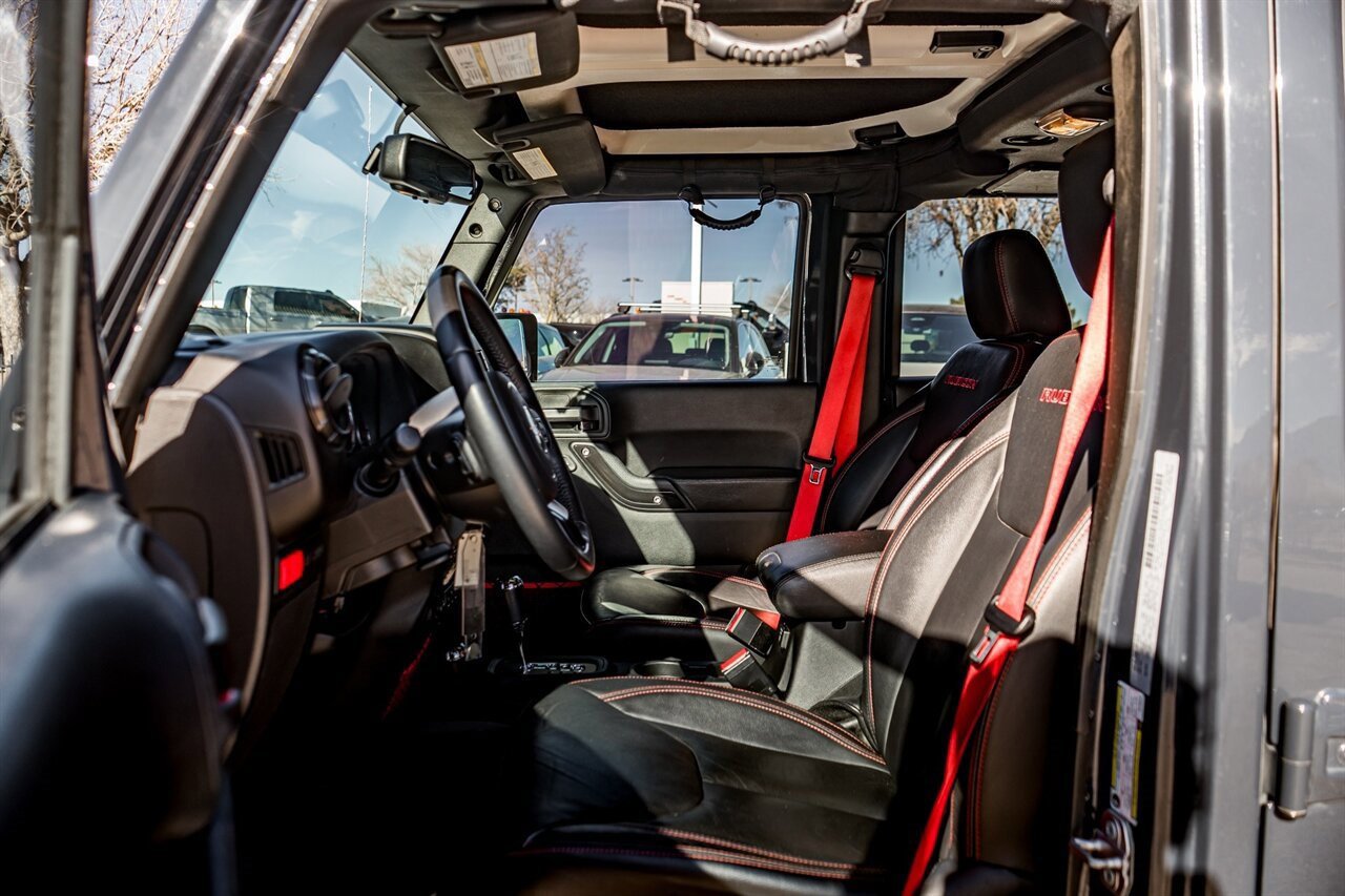 Used 2017 Jeep Wrangler Unlimited Rubicon image 15