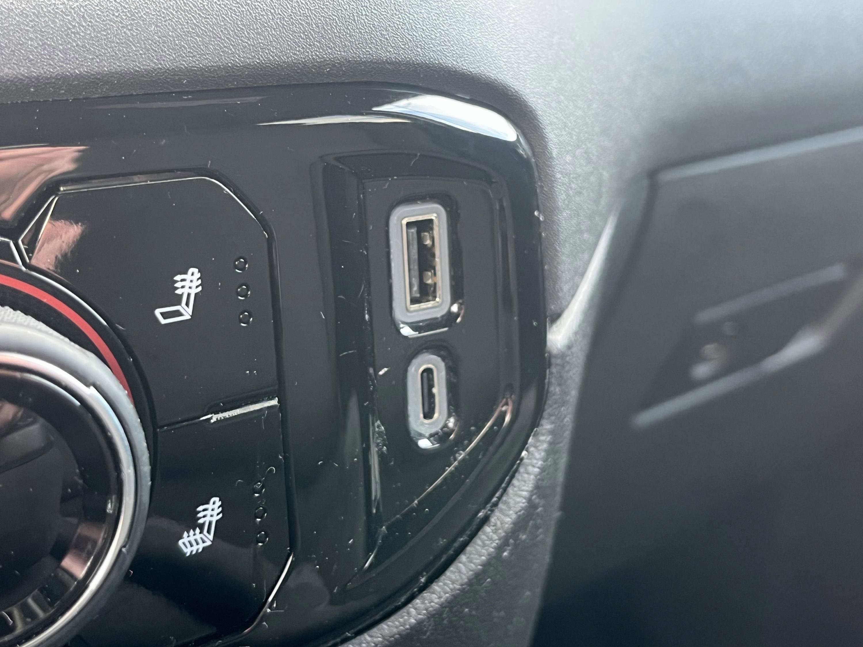 Used 2023 Chevrolet Silverado 1500 LT image 23